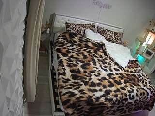 voyeurcam-whitneyoc-01