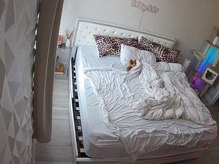 voyeurcam-whitneyoc-01