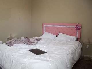 voyeurcam-whitneyoc-01, female webcam model,  years old, on live webcam