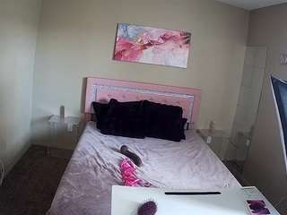 voyeurcam-whitneyoc-01