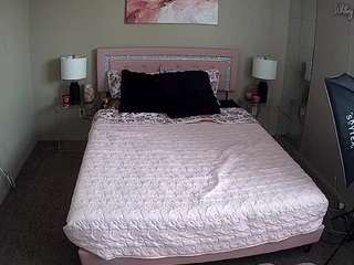 voyeurcam-whitneyoc-01