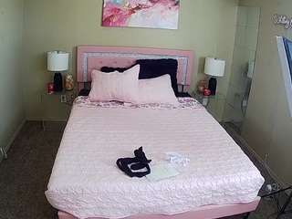 voyeurcam-whitneyoc-01