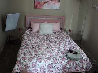 voyeurcam-whitneyoc-01