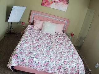 voyeurcam-whitneyoc-01