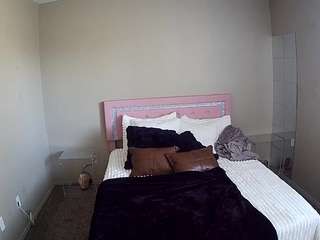 voyeurcam-whitneyoc-01