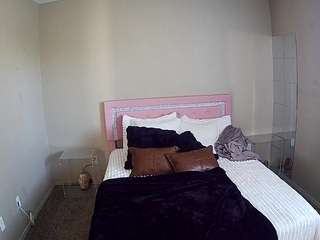 voyeurcam-whitneyoc-01