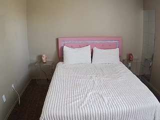voyeurcam-whitneyoc-01