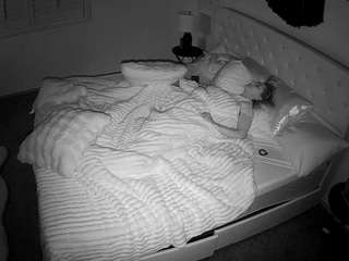 voyeurcam-whitneyoc-01