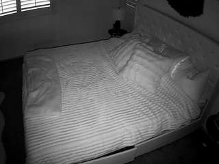 voyeurcam-whitneyoc-01