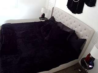 voyeurcam-whitneyoc-01