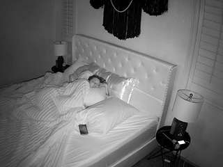 voyeurcam-whitneyoc-01