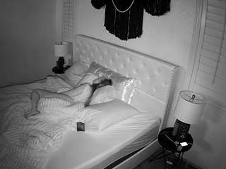 voyeurcam-whitneyoc-01