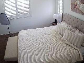 voyeurcam-whitneyoc-01