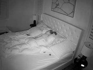 voyeurcam-whitneyoc-01