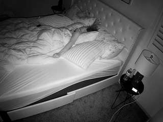 voyeurcam-whitneyoc-01