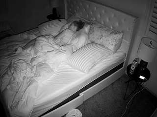 voyeurcam-whitneyoc-01