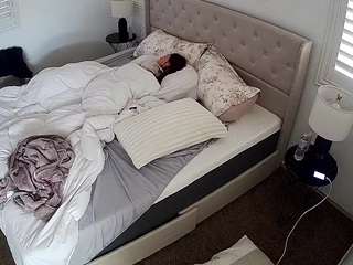 voyeurcam-whitneyoc-01