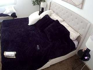 voyeurcam-whitneyoc-01