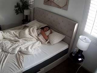 voyeurcam-whitneyoc-01