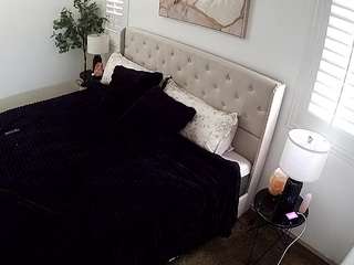 voyeurcam-whitneyoc-01