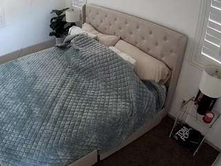 voyeurcam-whitneyoc-01
