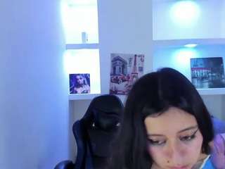 zoeconnor19 Live Webcam on CamSoda
