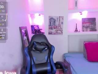 zoeconnor19 Live Webcam on CamSoda