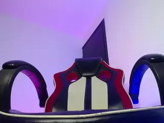 Abril's Live Sex Cam Show