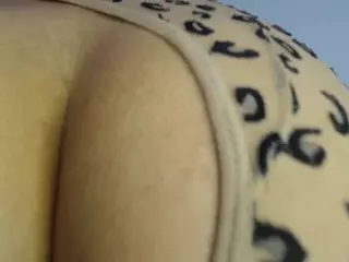 Abril's Live Sex Cam Show