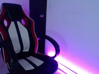 Abril's Live Sex Cam Show