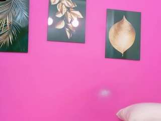 kinkyandsavage Live Webcam on CamSoda