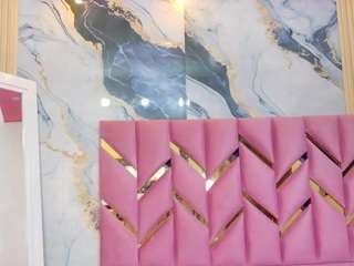 kinkyandsavage live webcam on Soda Cams