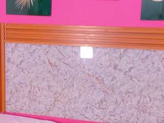 kinkyandsavage's CamSoda show and profile