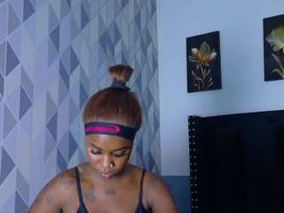 kinkyandsavage's CamSoda show and profile