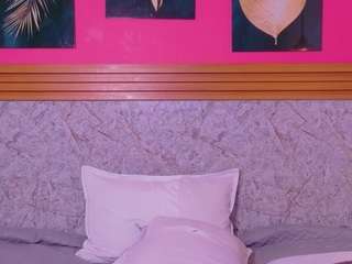 kinkyandsavage webcam