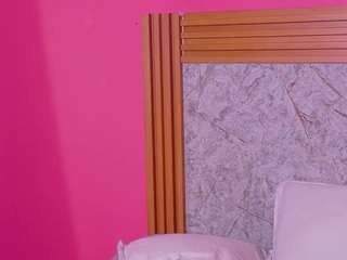 kinkyandsavage webcam