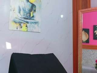 kinkyandsavage live webcam show