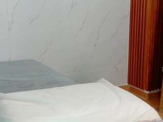 kinkyandsavage live webcam show