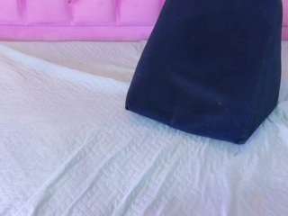 kinkyandsavage live webcam show