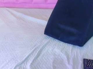 kinkyandsavage live webcam show