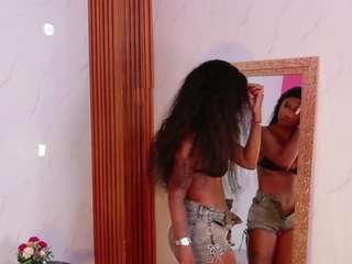 kinkyandsavage live webcam show