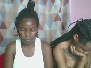 amorueen99 live webcam show