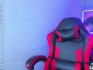 bonnyestar's CamSoda show and profile