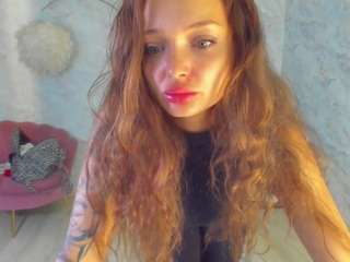 layla-snowflake Live Webcam on CamSoda