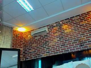 layla-snowflake webcam model