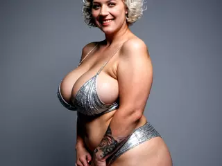 Sharon3838's Live Sex Cam Show