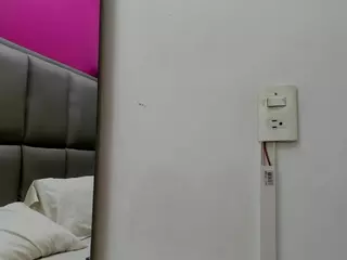 JESSY-CORTES's Live Sex Cam Show