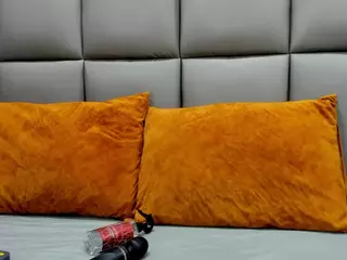 JESSY-CORTES's Live Sex Cam Show