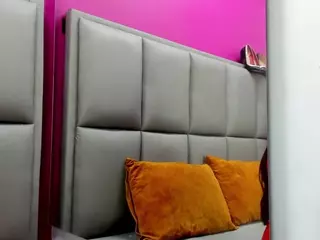 JESSY-CORTES's Live Sex Cam Show