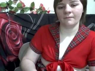 average-girl's CamSoda show and profile